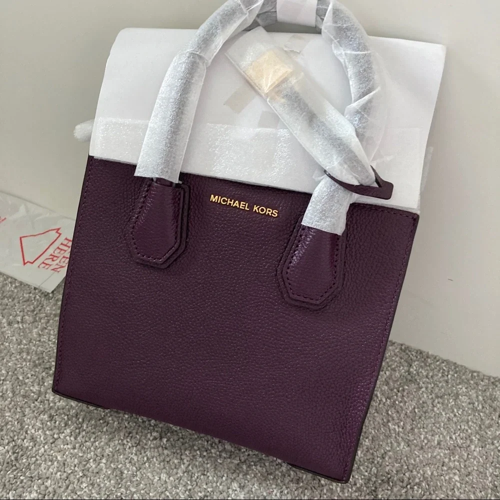 Michael Kors Mercer crossbody bag NWT classic